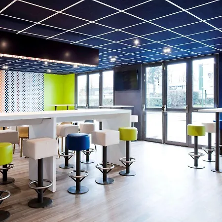 Ibis Budget Centre