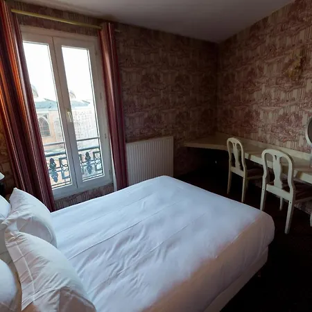 Regyn's Montmartre Hotel
