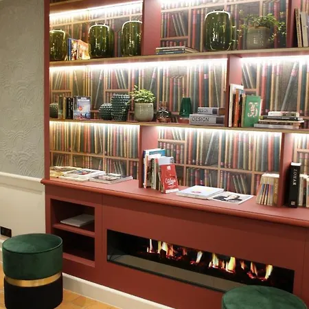Hotel Mercure Notre Dame Saint Germain Des Pres 4*