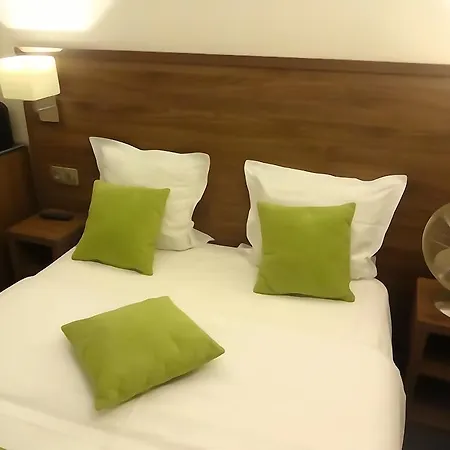 La Perle Montparnasse Hotel 2*