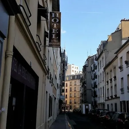 Hotel La Perle Montparnasse 2*