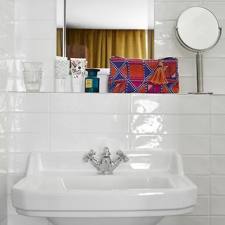 Taylor Hotel 3*