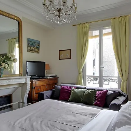 Apartment 210176 - Comfortable For 6 People In The Heart Of The Grands Boulevards Paris