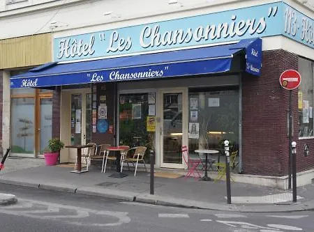 Les Chansonniers Hotel
