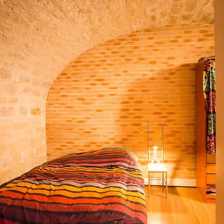 Large Souplex In The 10Th District Of Paris *