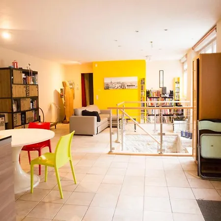 Apartment Large Souplex In The 10Th District Of Paris *