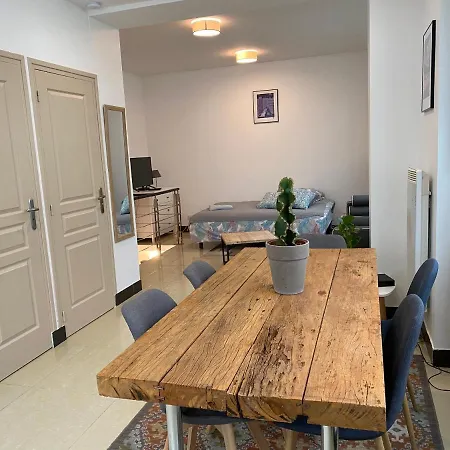 Large&unique Souplex 60sqm, Well Located Paris