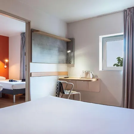 Ibis Budget Centre