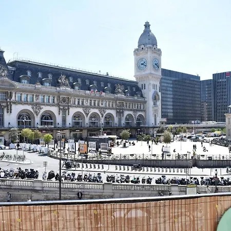 Appartement Charming 2 Bedroom With View Of Gare De Lyon