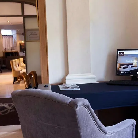 Royal Champs Elysees 4* Paris