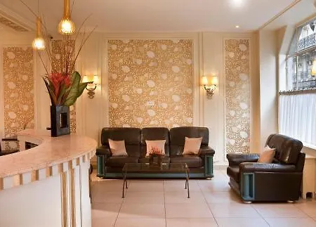 Gérando Hotel 3*