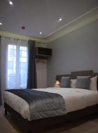 Hotel Puy De Dome 3*