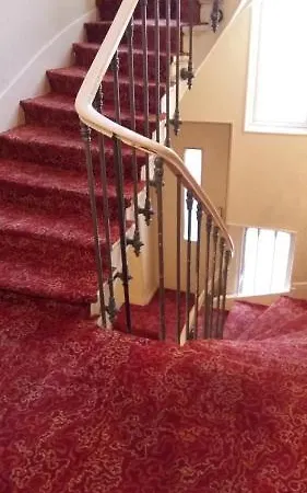 Gérando 3*