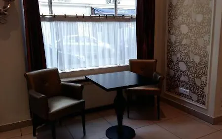 Gérando Hotel