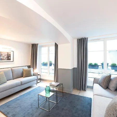Livinparis - Luxury 4 Bedrooms Le Louvre I * París