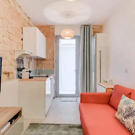 Near Le Moulin Rouge And Montmartre Appartement