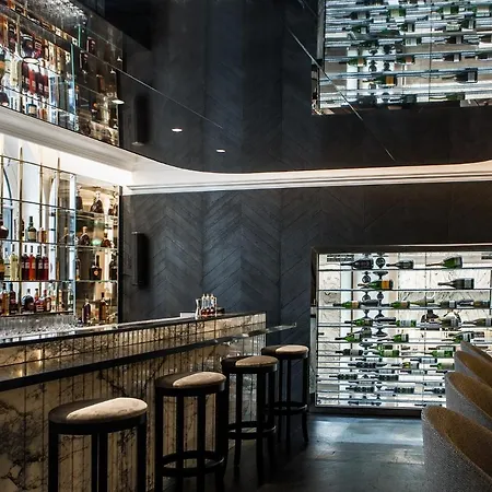 La Clef Champs-élysées By The Crest Collection Hotel