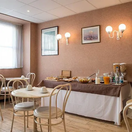 Hotel Ibis Styles Gare De Lyon Bastille Paris