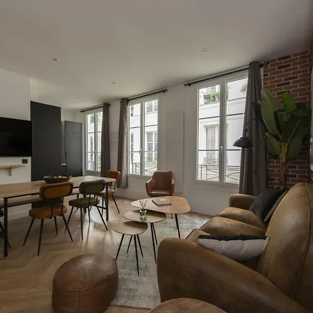 Time Line Apartament *