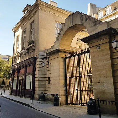 Assia & Nathalie - Luxury Marais * Paris