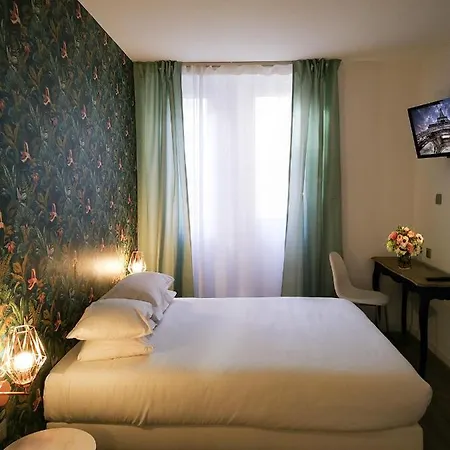 De Saint Georges Hotell 3*