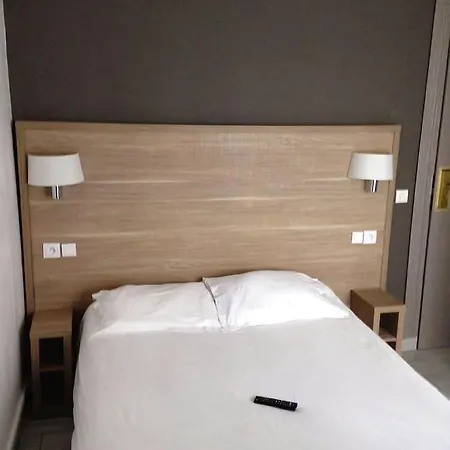 Montana La Fayette - Gare Du Nord Hotel