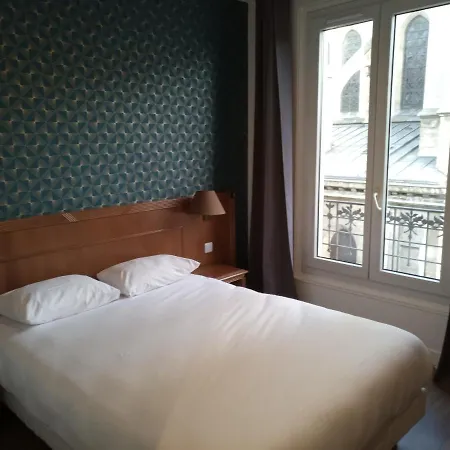 Hotel De La Perdrix Rouge