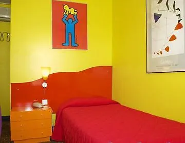 Hotel Le Petit Oberkampf & Parigi