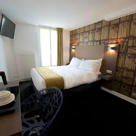 De La Gaîté Hotel 3*