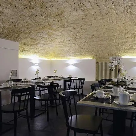 Hotel De La Gaîté Paris