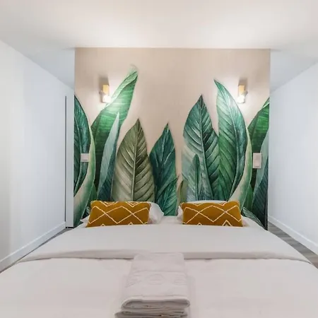 Hsh Sentier-reaumur Iii Beautiful 6p-2br Apartamento Paris