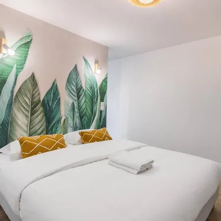 Hsh Sentier-reaumur Iii Beautiful 6p-2br Apartamento Paris