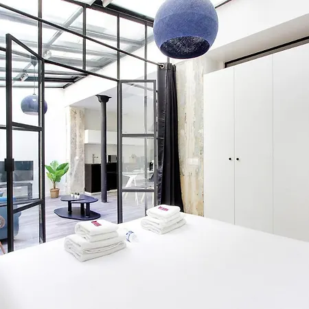 Cmg Delta / Montmartre *
