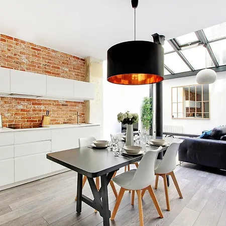 Apartment Cmg Delta / Montmartre *