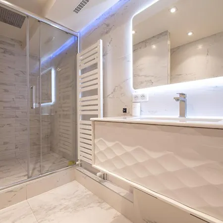 Mbm - La Tour Apartamento