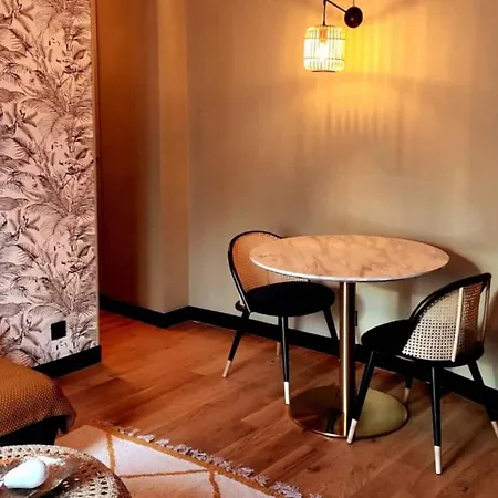 Cosy 1 Bedroom In Apartment