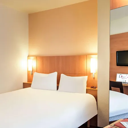 Mercure Butte Montmartre Basilique Hotel