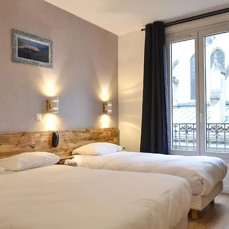 De La Perdrix Rouge Hotel Paryż