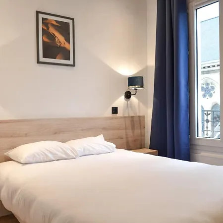 De La Perdrix Rouge Hotel