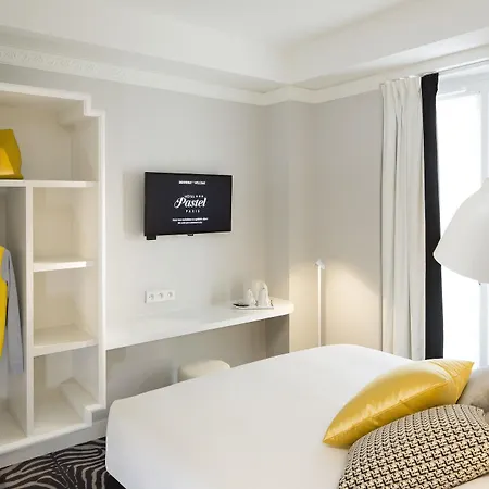 Pastel Hotel Paris