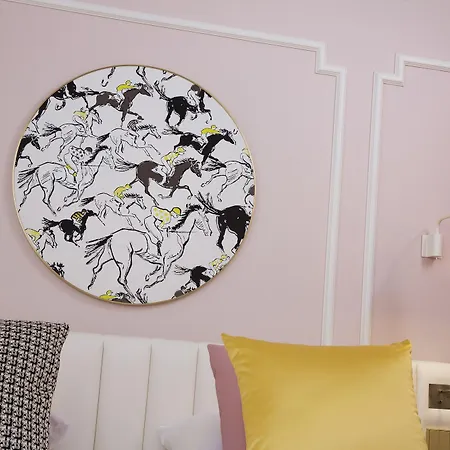 Pastel Hotel