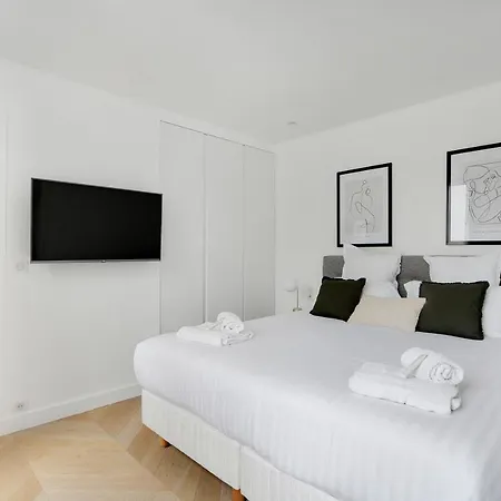Apartment Pick A Flat's On Place Du Tertre Paris