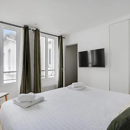 Apartment Pick A Flat's On Place Du Tertre Paris