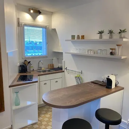 Sweet Marche Popincourt Apartment