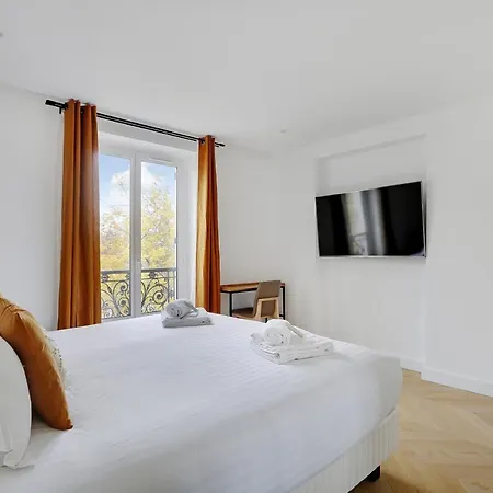 Apartment Pick A Flat's On Place Du Tertre Paris