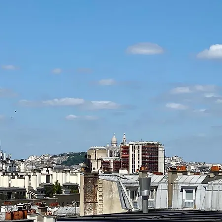 Le Nid De République Paris