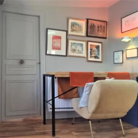 Id 342 - Montorgueil/ Rue Aboukir Paříž