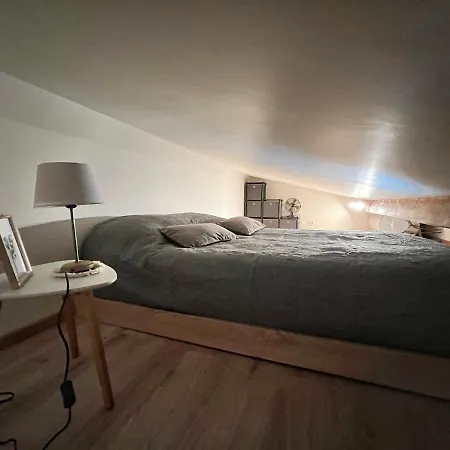 Apartment Studio Neuf Entierement Equipe Et Bien Situe.