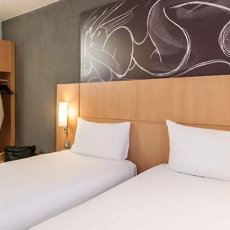 Ibis Vaugirard Porte De Versailles
