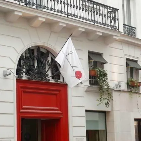 Beauchamps Hotel